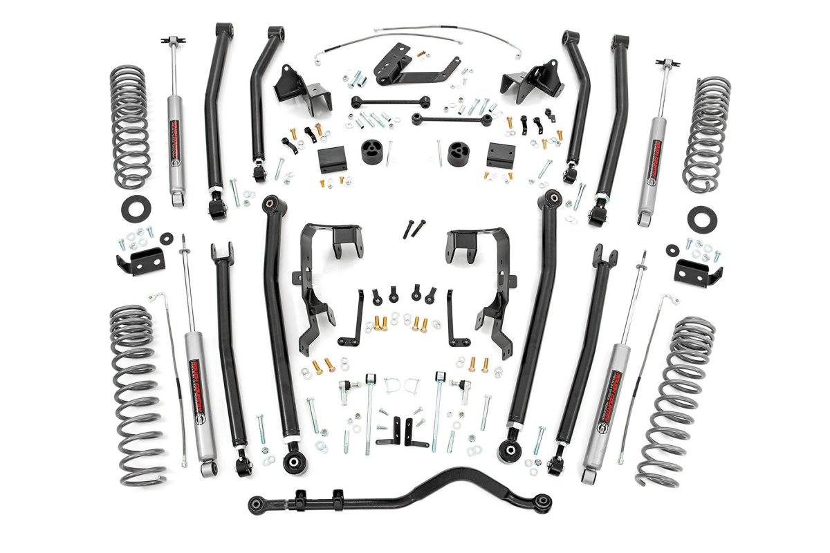 Jeep Wrangler Suspension Lift Kit - Rough Country - 4 Inch Lift Kit | Long Arm - '07-'10